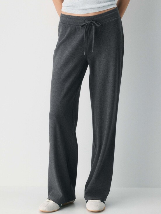Aritzia Pants - NWT Aritzia HomeStretch Rib Kickback Pant XS